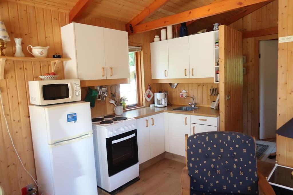 Cottage With Hot Tub In Beautiful Surroundings Hroarsstathir Екстер'єр фото