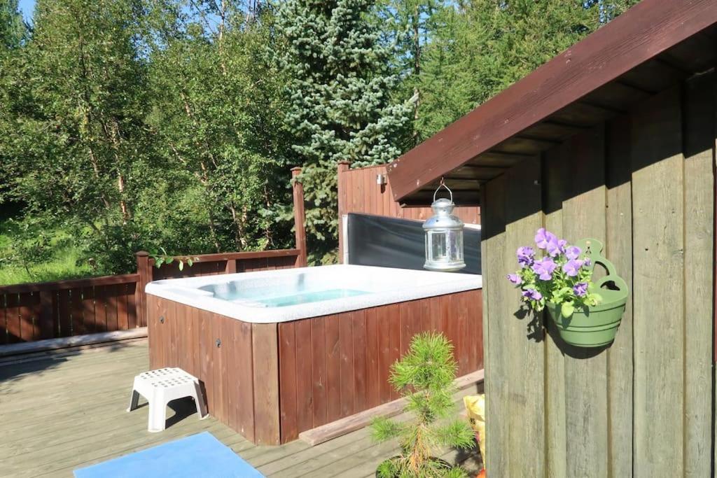 Cottage With Hot Tub In Beautiful Surroundings Hroarsstathir Екстер'єр фото