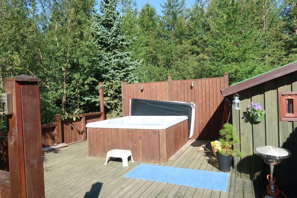 Cottage With Hot Tub In Beautiful Surroundings Hroarsstathir Екстер'єр фото